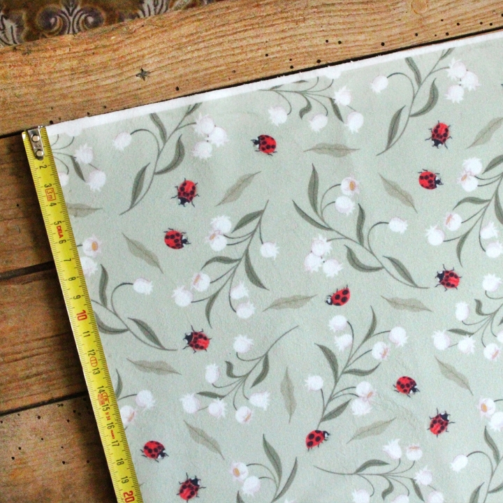 Tissu illustré "Les clochettes du bonheur"