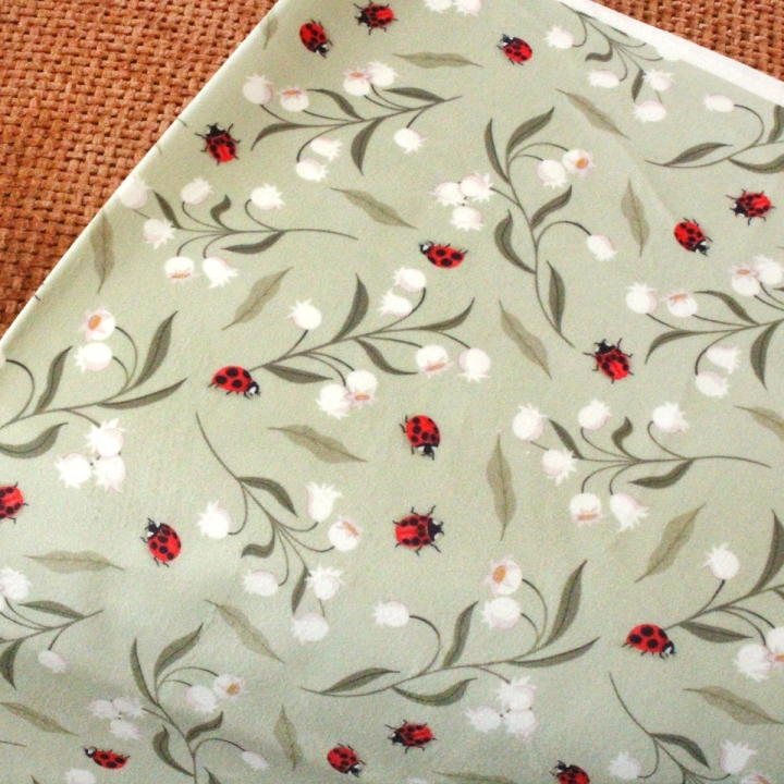 Tissu illustré "Les clochettes du bonheur"