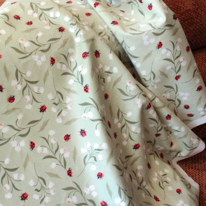 Tissu illustré "Les clochettes du bonheur"