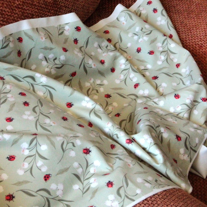 Tissu illustré "Les clochettes du bonheur"