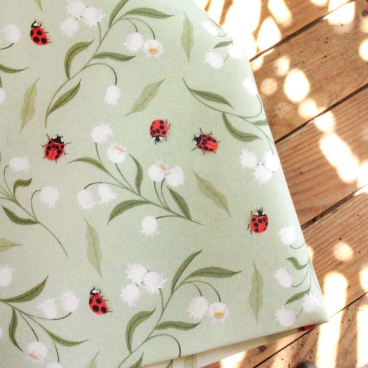 Tissu illustré "Les clochettes du bonheur"