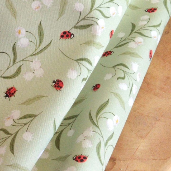 Tissu illustré "Les clochettes du bonheur"