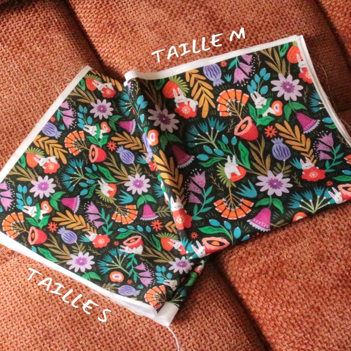 Tissu illustré "Pétales & Malice"