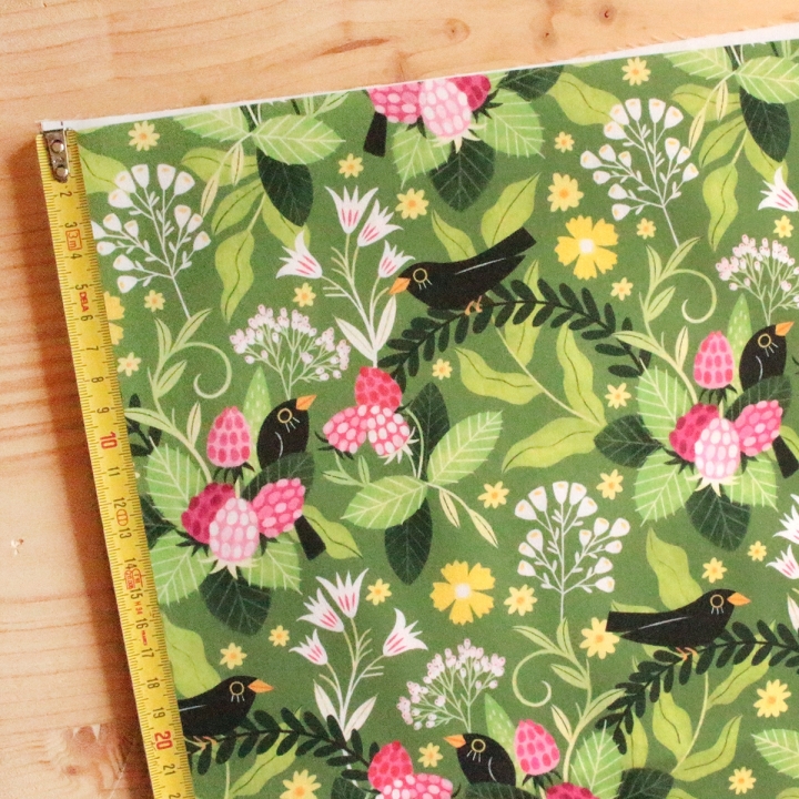 Tissu illustré "Le festin des merles"