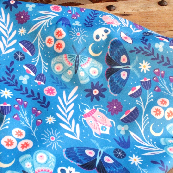 Tissu illustré "Noctiflore"