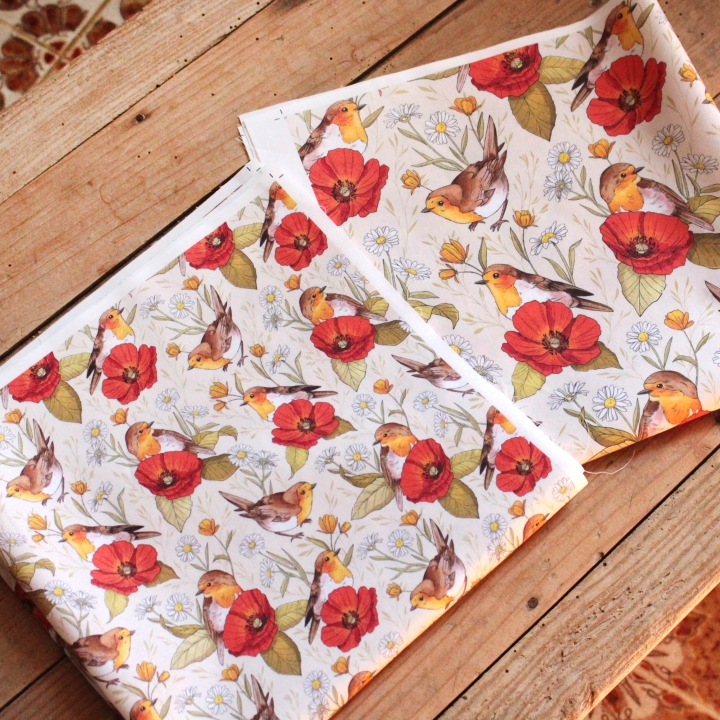 Tissu illustré "Rouges-gorges et coquelicots"