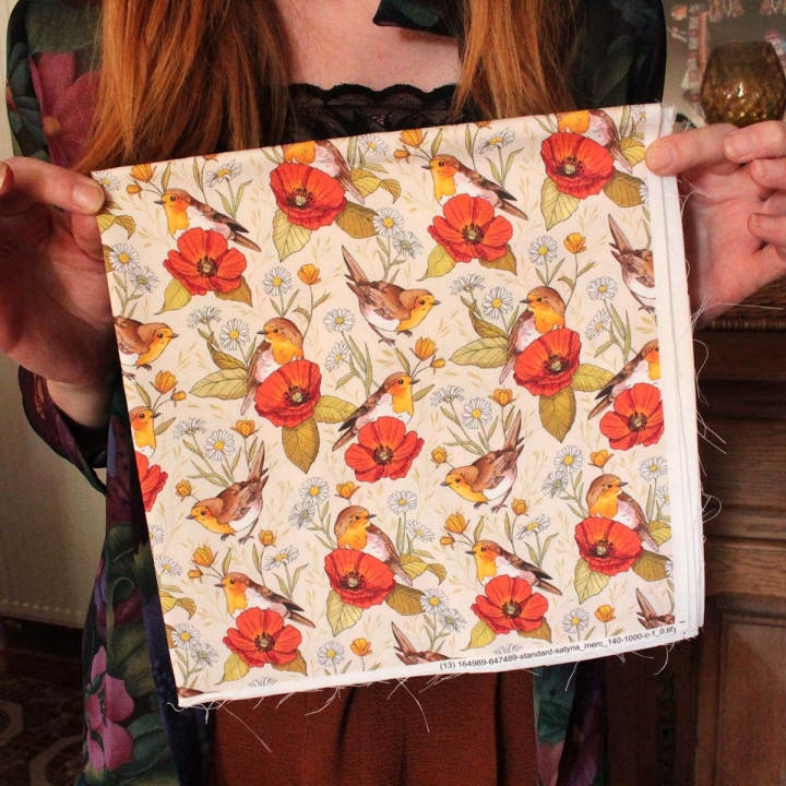 Tissu illustré "Rouges-gorges et coquelicots"