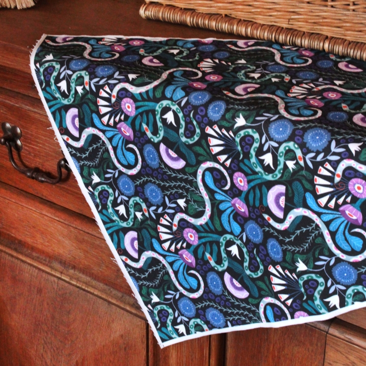 Coupon de tissu illustré "Médusa" 48x48 cm