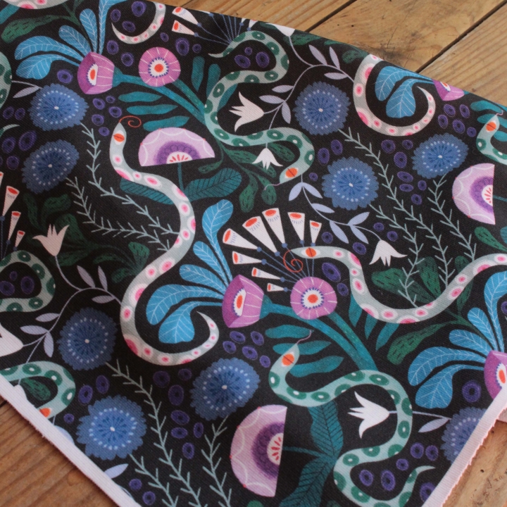 Coupon de tissu illustré "Médusa" 48x48 cm