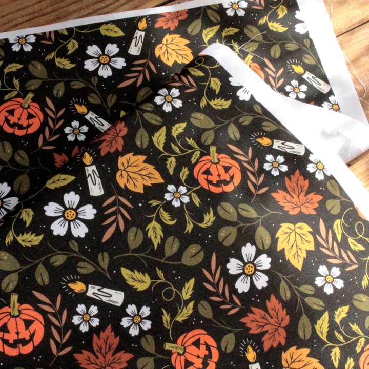 Coupon de tissu illustré "Jack O'lantern" 48x48 cm
