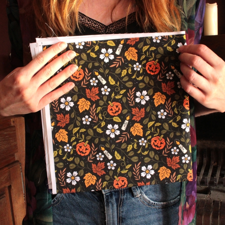 Coupon de tissu illustré "Jack O'lantern" 48x48 cm