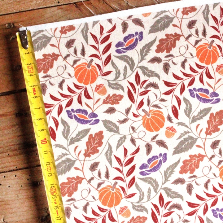 Coupon de tissu illustré "Pumpkin Cottage" 48x48 cm