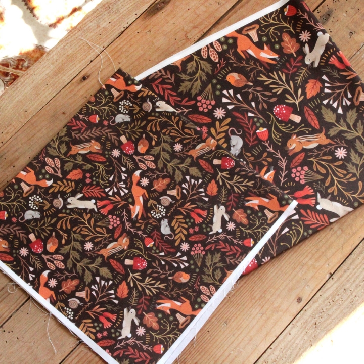 Tissu illustré "Les petits habitants des sous-bois"