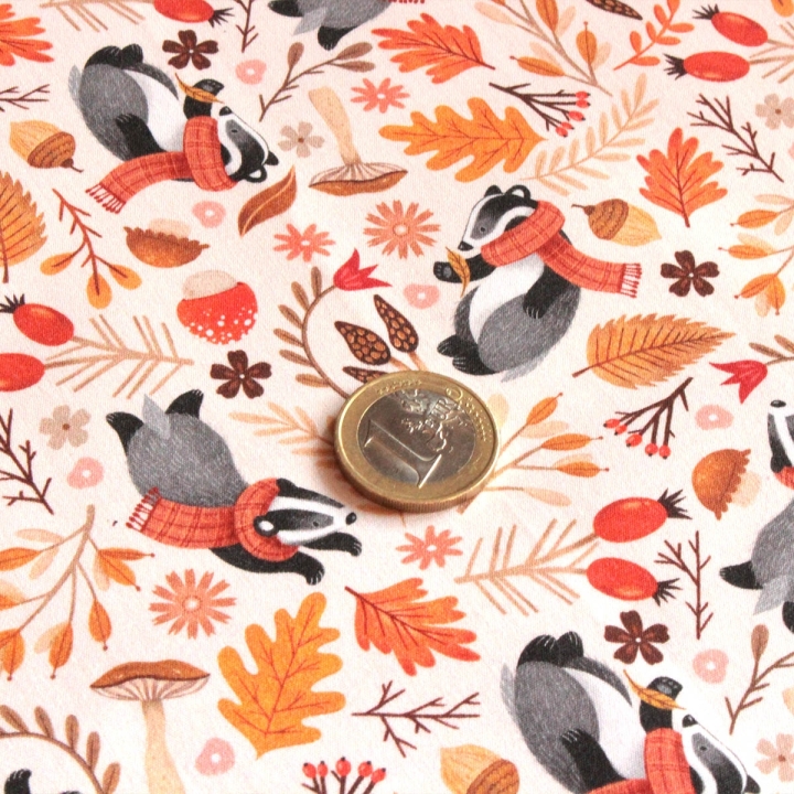 Tissu illustré "Les blaireaux et les trésors d’automne"