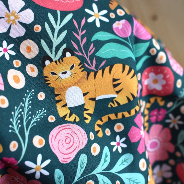 [PRECOMMANDE] Tissu popeline 100% coton / TIGRES - Motif taille M