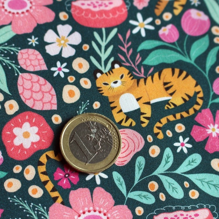 [PRECOMMANDE] Tissu popeline 100% coton / TIGRES - Motif taille S