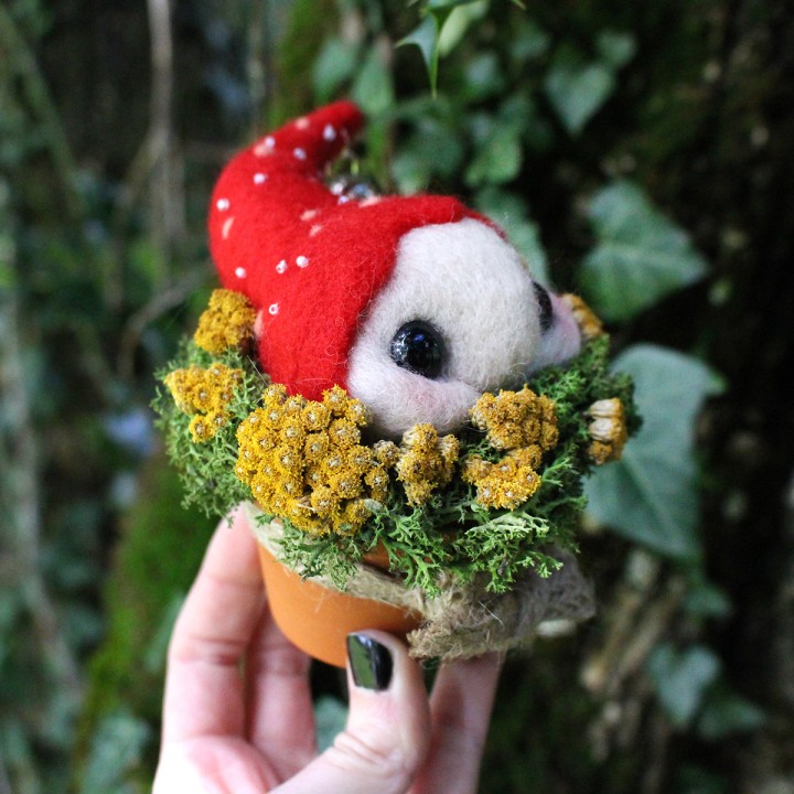 Poco, le champignon lutin - création laine cardée / fait main