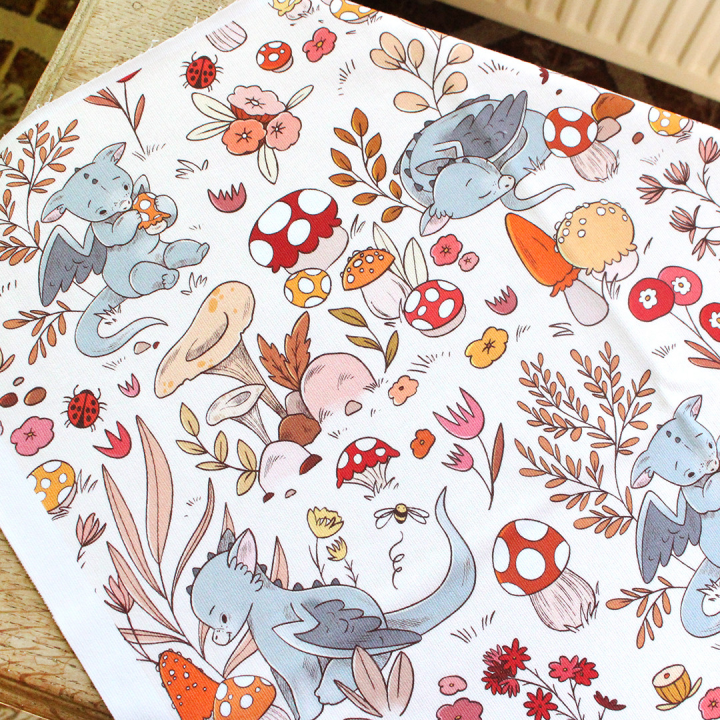 [PRECOMMANDE] French Terry  / DRAGONS & CHAMPIGNONS - Motif taille M