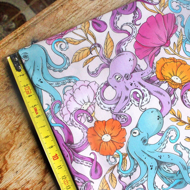 [PRECOMMANDE] Tissu popeline 100% coton / PIEUVRES - Motif taille M