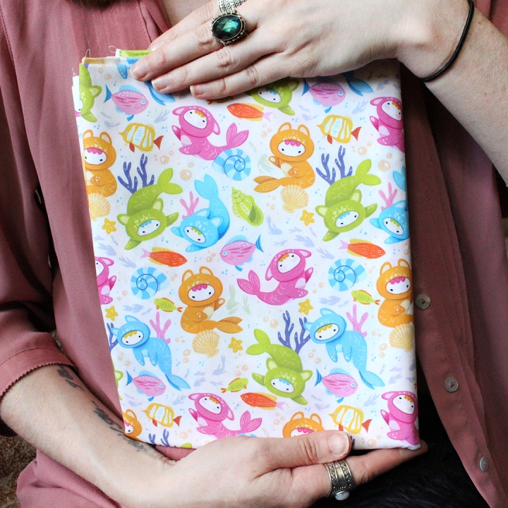 [PRECOMMANDE] Tissu popeline 100% coton / POISSONS YOKO - Motif taille S