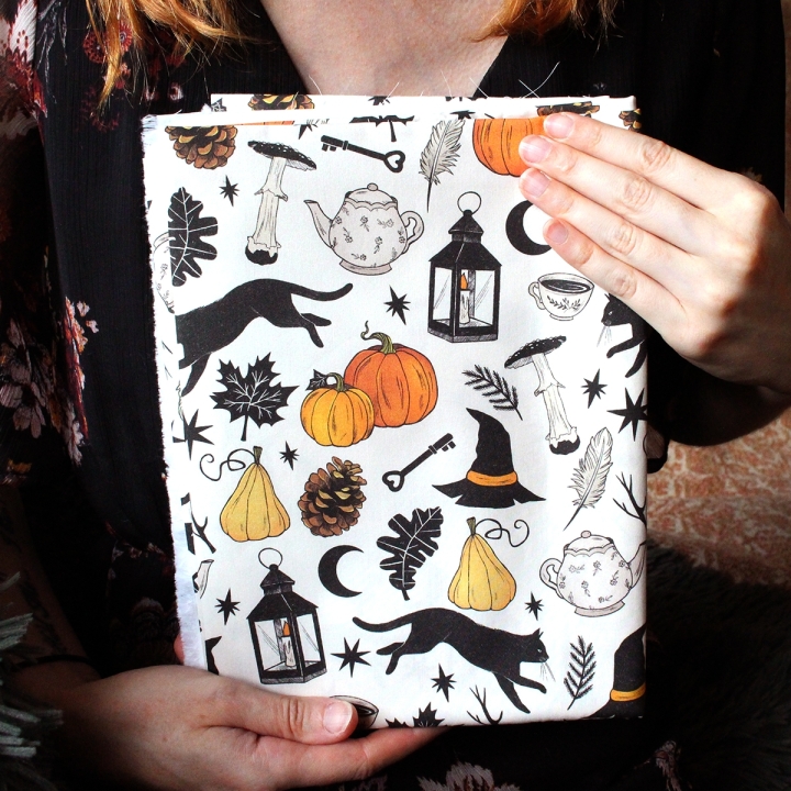 [PRECOMMANDE] Tissu popeline 100% coton / AUTUMN WITCH - Motif taille M
