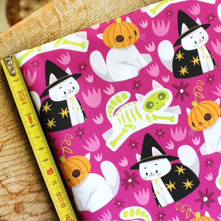 [PRECOMMANDE] Tissu popeline 100% coton / CHALLOWEEN - Motif taille M