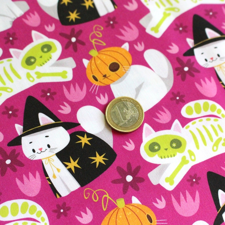 [PRECOMMANDE] Tissu popeline 100% coton / CHALLOWEEN - Motif taille M