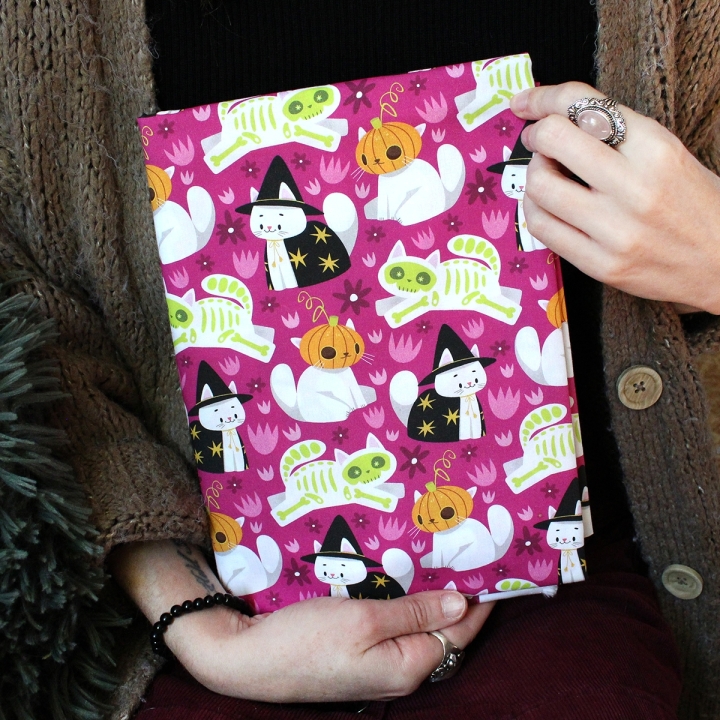 [PRECOMMANDE] Tissu popeline 100% coton / CHALLOWEEN - Motif taille S