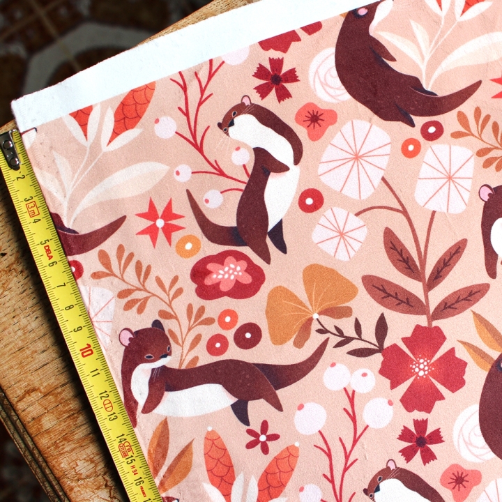 [PRECOMMANDE] Tissu velours / LOUTRES - Motif taille M