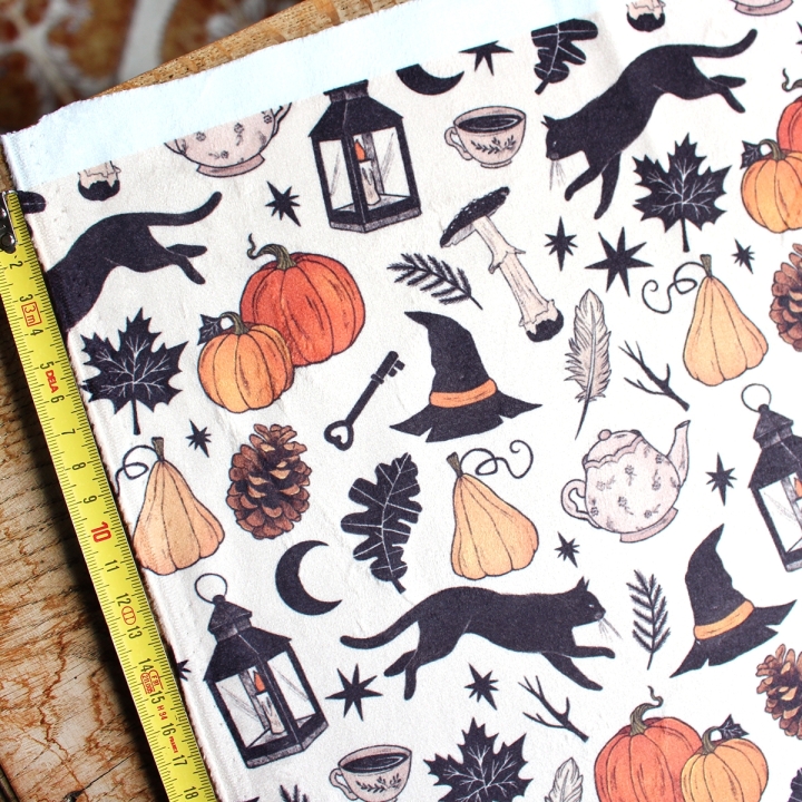 [PRECOMMANDE] Tissu velours / AUTUMN WITCH - Motif taille M