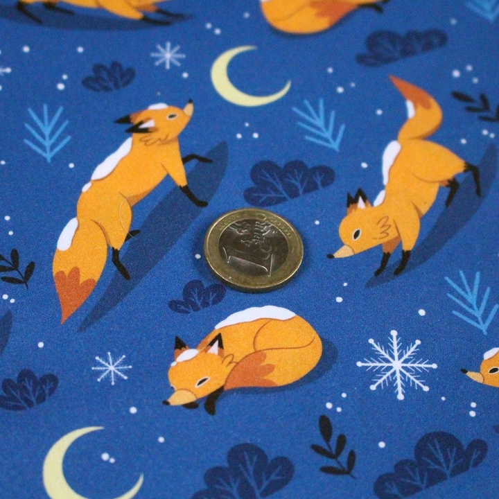 [PRECOMMANDE] Tissu popeline 100% coton / RENARDS SOUS LA NEIGE - Motif taille S