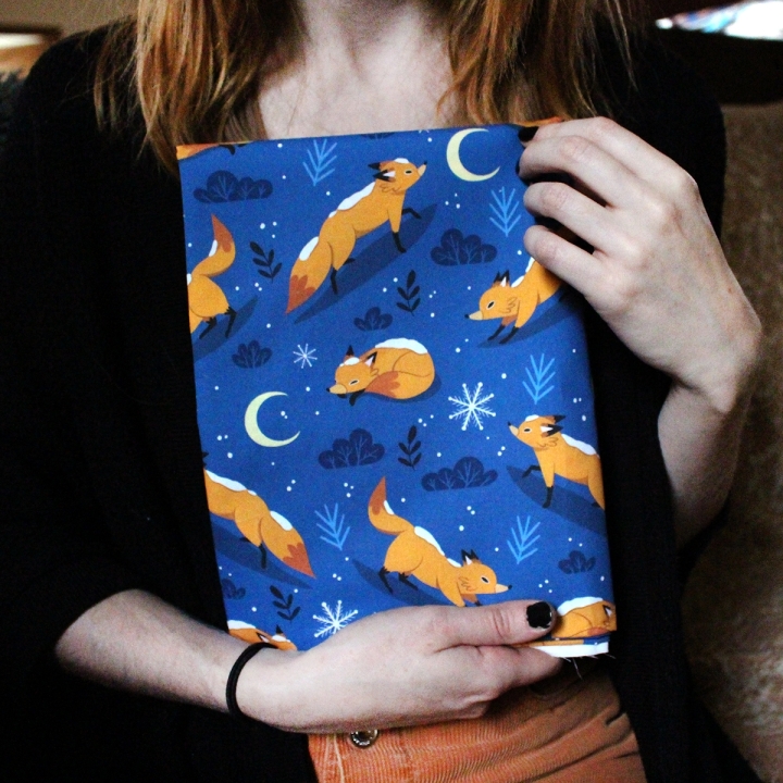 [PRECOMMANDE] Tissu popeline 100% coton / RENARDS SOUS LA NEIGE - Motif taille M