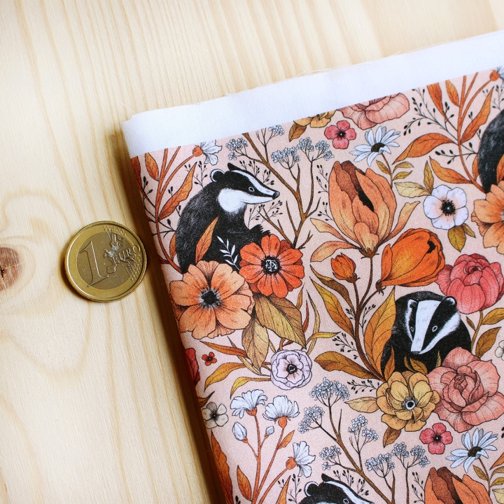 Tissu illustré "Blaireaux" – popeline, velours & French terry – motif poétique