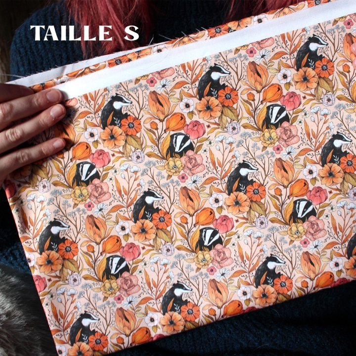 Tissu illustré "Blaireaux" – popeline, velours & French terry – motif poétique