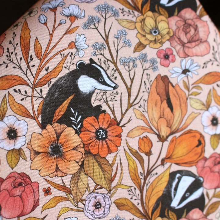 Tissu illustré "Blaireaux" – popeline, velours & French terry – motif poétique