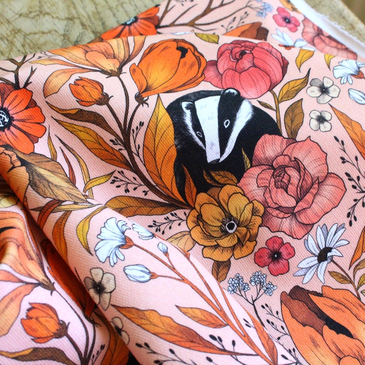 Tissu illustré "Blaireaux" – popeline, velours & French terry – motif poétique