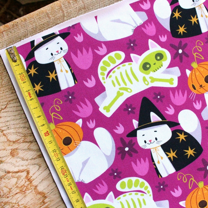 Coupon de tissu illustré "Challoween" 48x48 cm – Popeline & French Terry – motif halloween