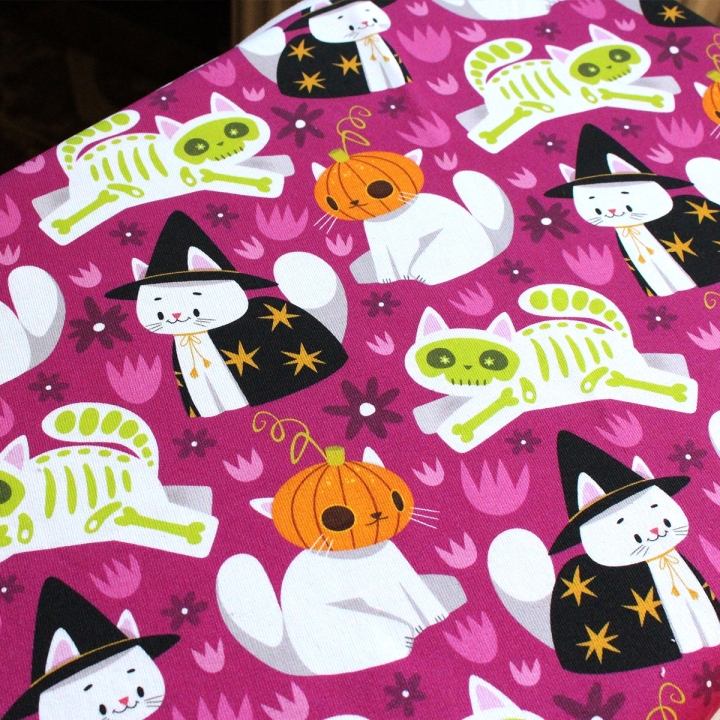 Coupon de tissu illustré "Challoween" 48x48 cm – Popeline & French Terry – motif halloween