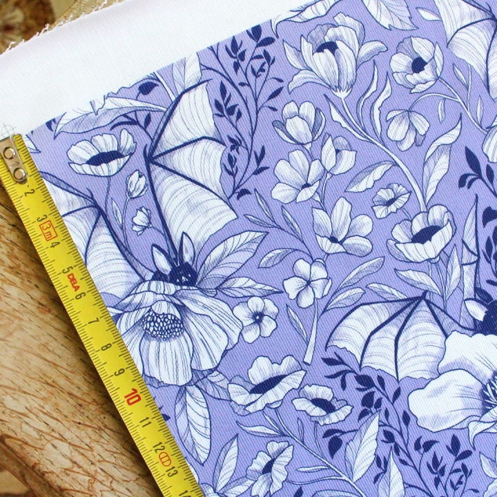 Coupon de tissu illustré "Chauve-souris bleues" 48x48 cm – Popeline & French Terry