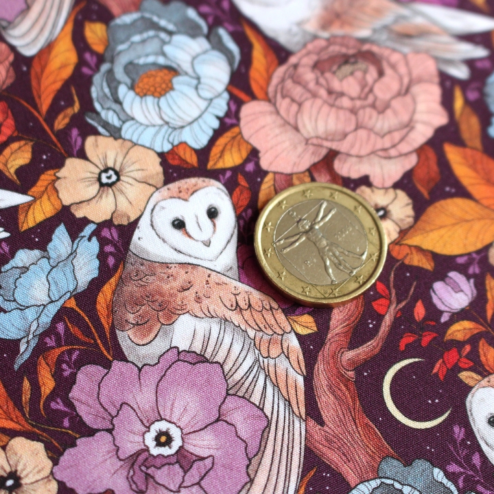 Tissu illustré "Chouettes effraies" – popeline, velours & French terry – motif mystique, sorcière, magique
