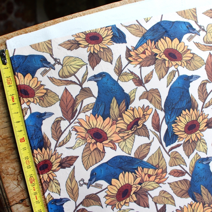 Tissu illustré "Corbeaux & tournesols" – popeline, velours & French terry