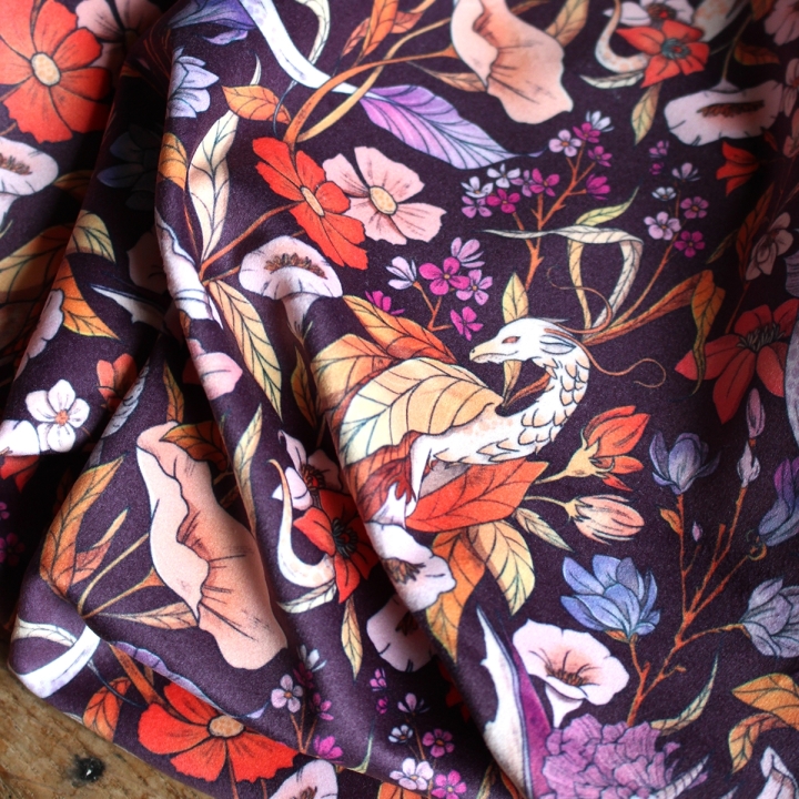 Tissu illustré "Dragons féériques" – popeline, velours & French terry – motif féérique, fantasy