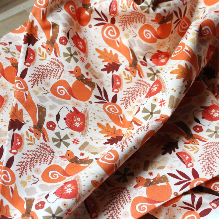 Tissu illustré "Écureuils écharpes"– popeline, velours & French terry – motif automnal