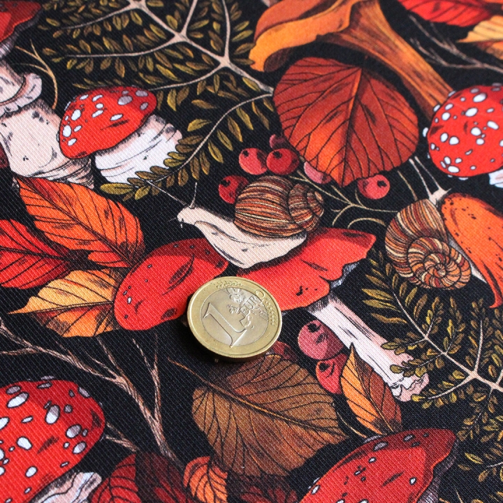 Coupon de tissu illustré "Escargots & champignons" 48x48 cm – Popeline & French Terry – motif automnale