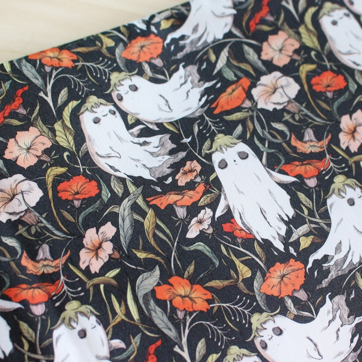 Coupon de tissu illustré "Fantômes" 48x48 cm – Popeline & French Terry – motif spooky, halloween