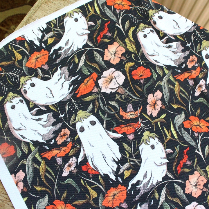 Coupon de tissu illustré "Fantômes" 48x48 cm – Popeline & French Terry – motif spooky, halloween