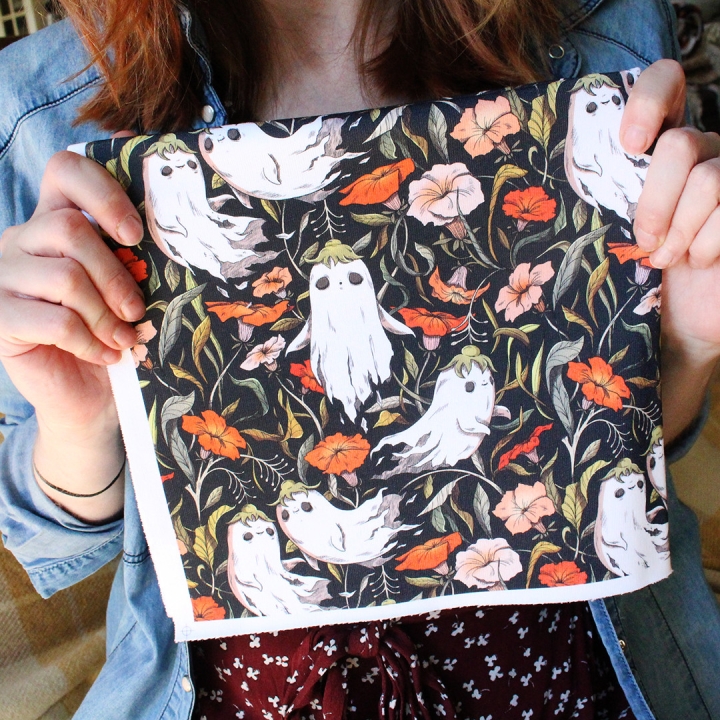 Coupon de tissu illustré "Fantômes" 48x48 cm – Popeline & French Terry – motif spooky, halloween