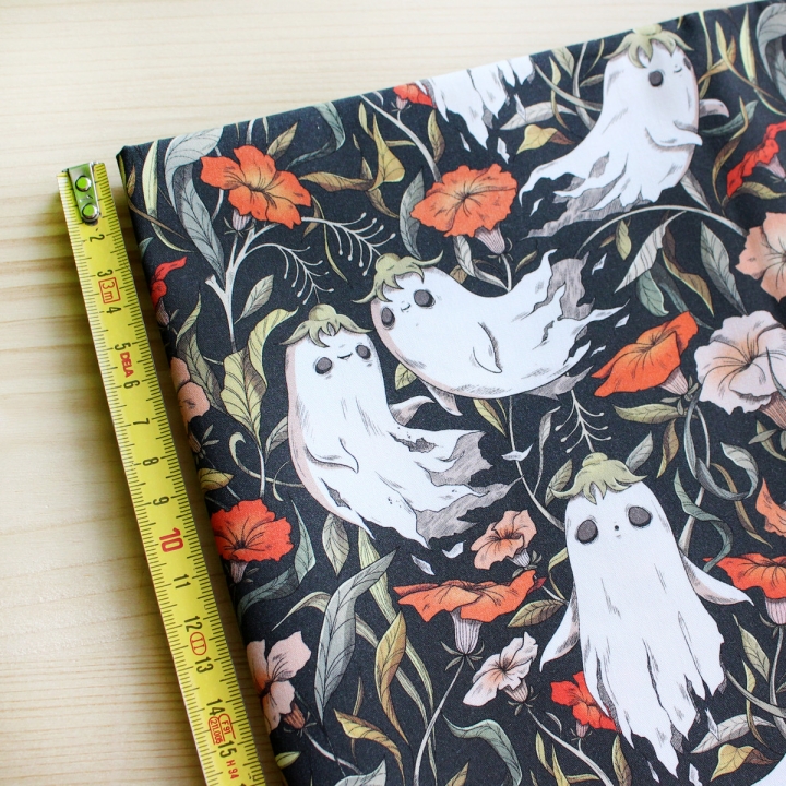 Tissu illustré "Fantômes"– popeline, velours & French terry – motif spooky, halloween