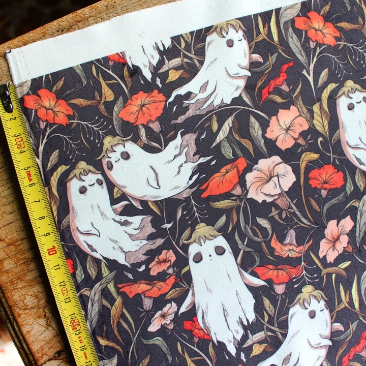 Tissu illustré "Fantômes"– popeline, velours & French terry – motif spooky, halloween