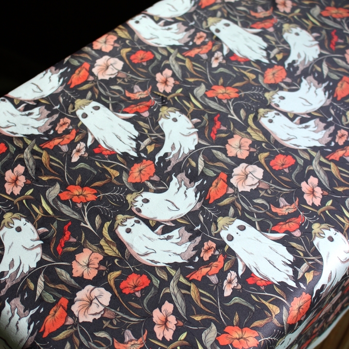 Tissu illustré "Fantômes"– popeline, velours & French terry – motif spooky, halloween